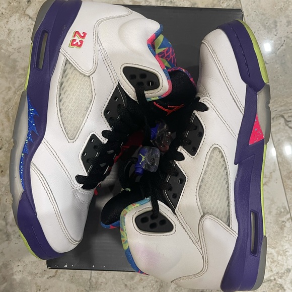 Air Jordan 5 Retro (GS) White/Ghost Green Size 4Y - Picture 3 of 4